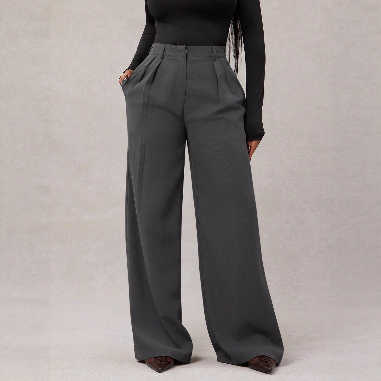 Women's High-Waist Wide-Leg Suit Pants in Black